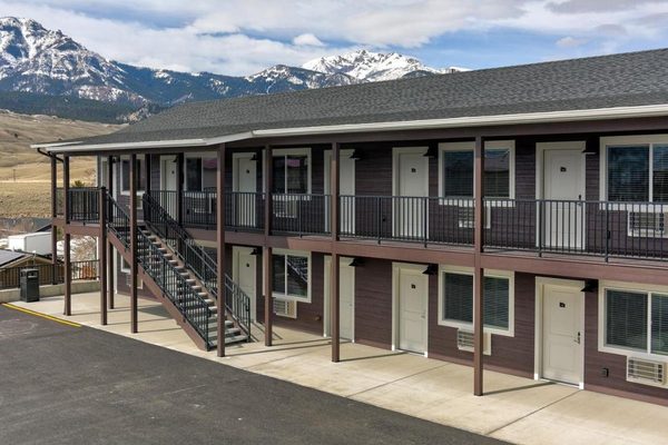 The Roosevelt Hotel Yellowstone — Property