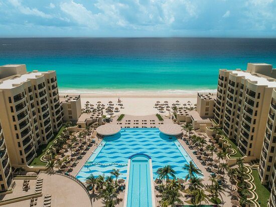 The Royal Sands All Suites Resort Spa — Property