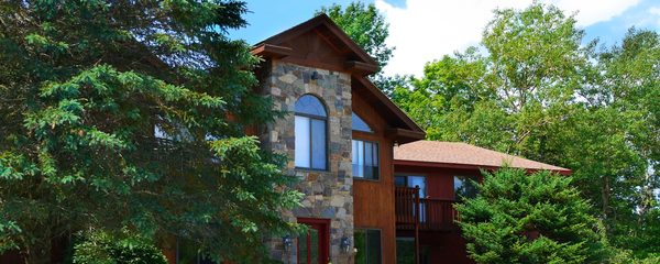 The Snowed Inn — Property