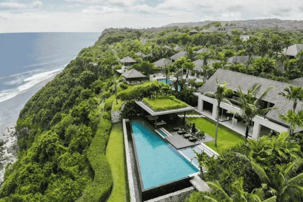 The Ungasan Clifftop Resort — Property