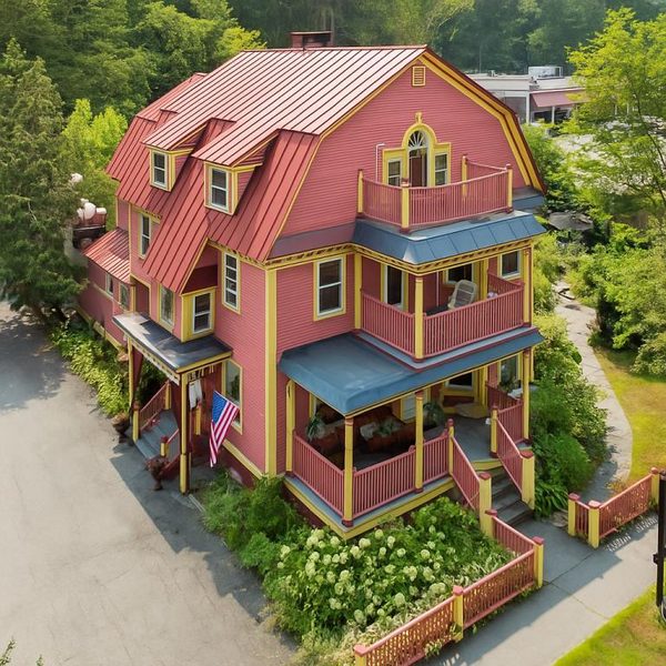 The Village Inn of Woodstock — Property