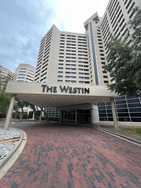 The Westin Dallas Park Central Dallas Texas — Property