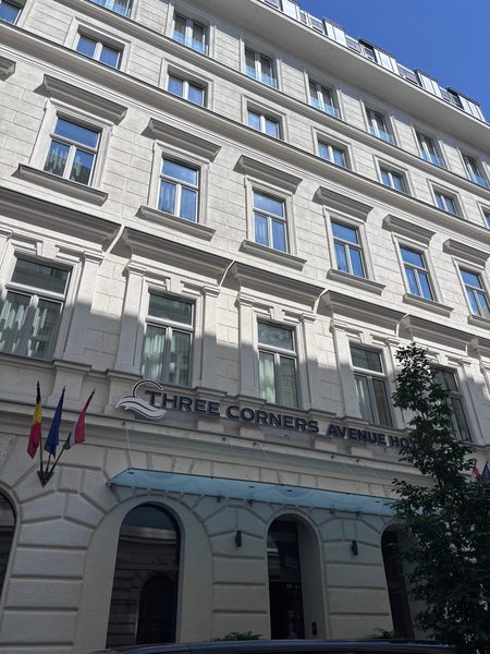 Three Corners Avenue Hotel — Property