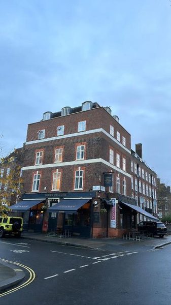 Three Falcons Hotel — Property