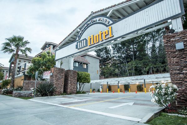 Tilt Hotel Universal Hollywood Ascend Hotel Collection — Property