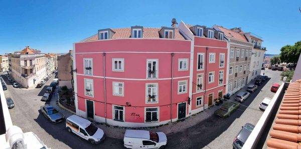 Tings Lisbon — Property