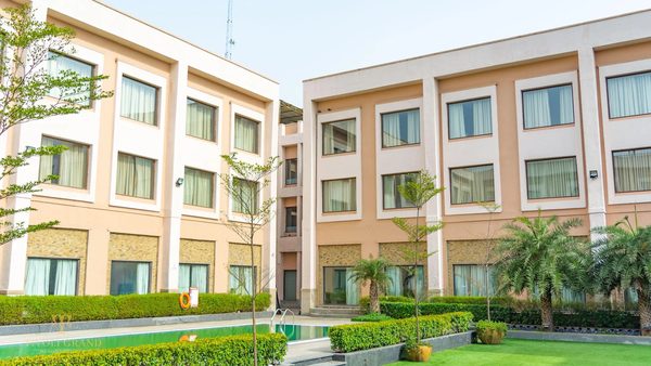 Tivoli Garden Resort — Property