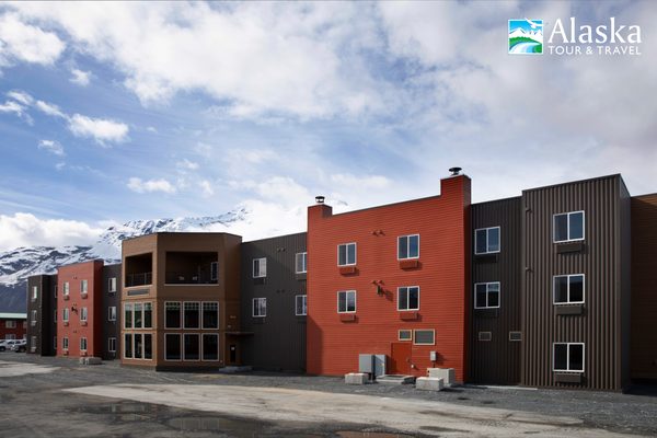 Totem Hotel and Suites — Property