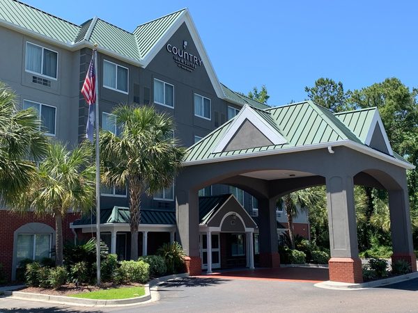 Town Country Inn and Suites — Property