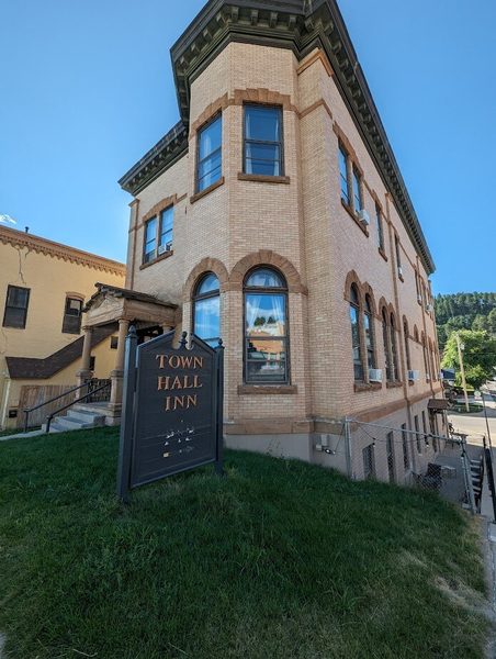 Town Hall Inn — Property