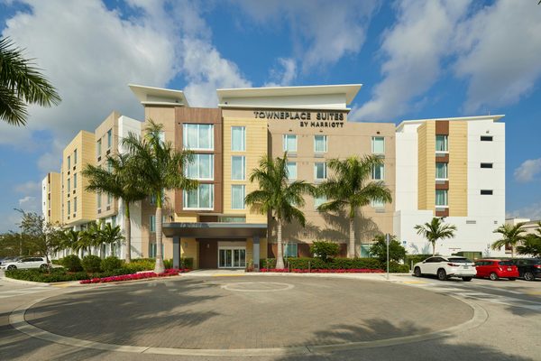 TownePlace Suites by Marriott Miami Airport Miami Florida — Property
