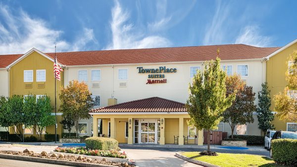 Towneplace Suites By Marriott San Antonio Westover Hills — Property