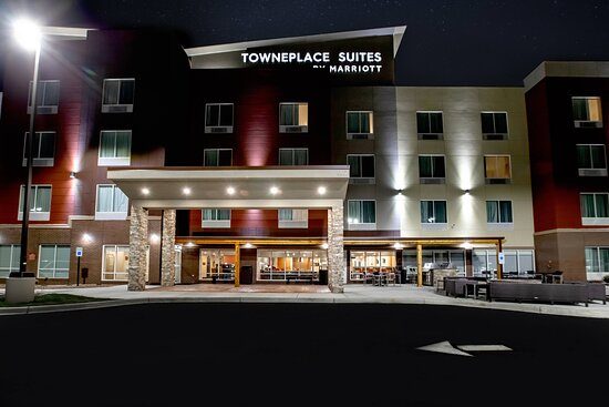 TownePlace Suites Louisville Airport — Property