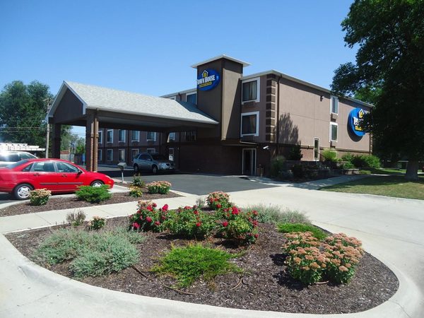 TownHouse Extended Stay — Property