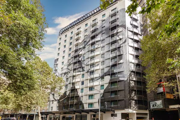 Trademark Hostel Sydney — Property