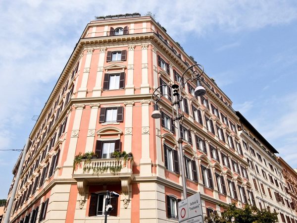 Trastevere Gallery Suites — Property