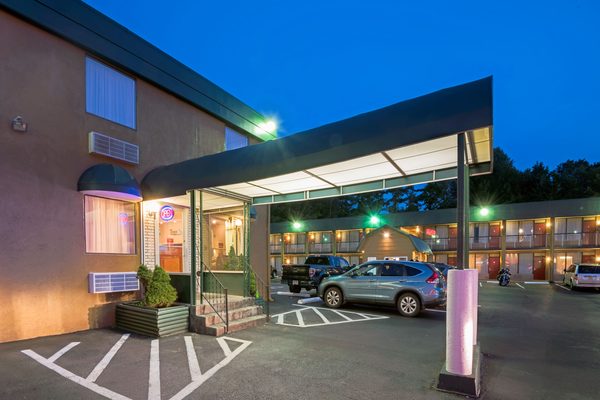 Travelodge By Wyndham Beckley — Property