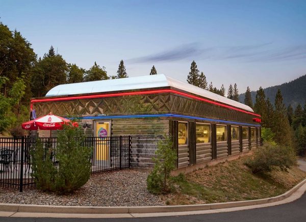 Travelodge by Wyndham Dunsmuir — Property