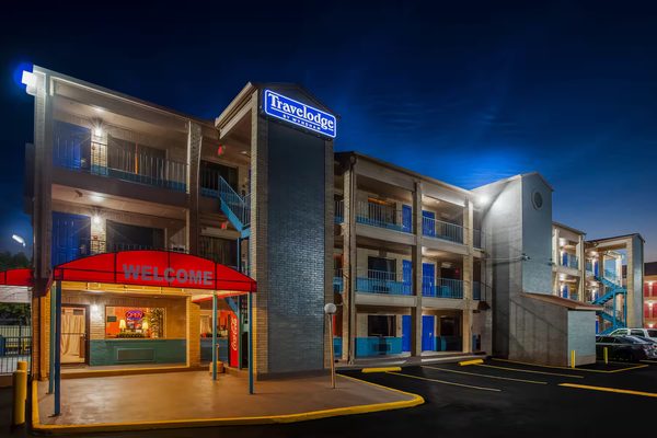 Travelodge by Wyndham Houston Hobby Airport — Property