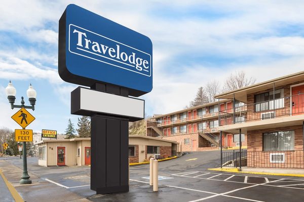 Travelodge by Wyndham Klamath Falls — Property