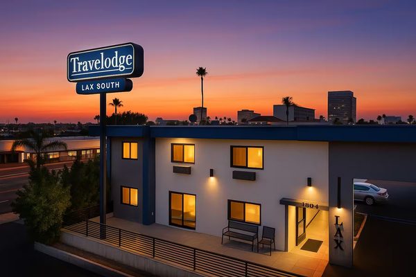 Travelodge by Wyndham Lax — Property