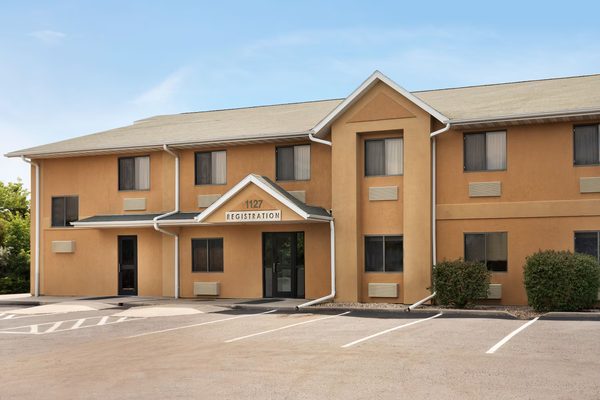 Travelodge by Wyndham Marysville — Property