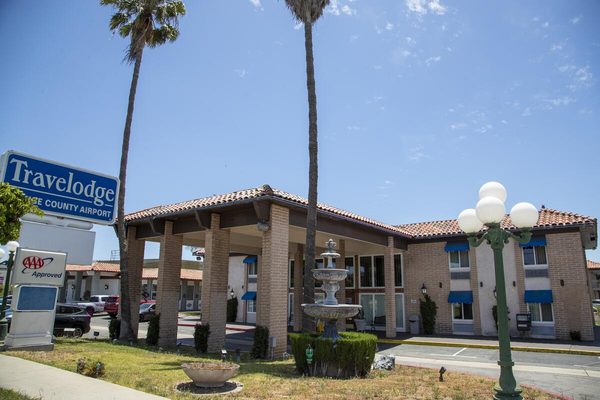 Travelodge by Wyndham Orange County Airport Costa Mesa — Property