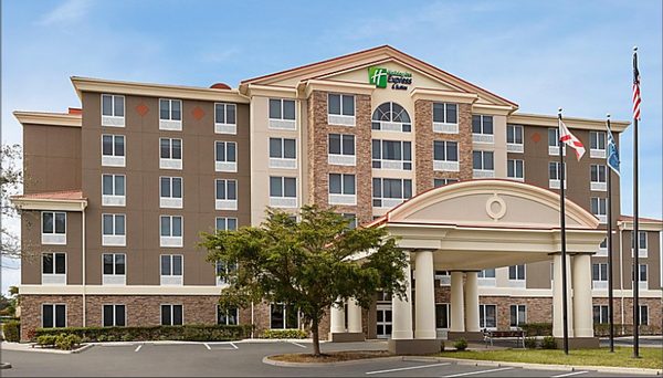 Travelodge Fort Myers North North Fort Myers Florida — Property