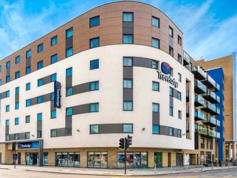 Travelodge London Beckenham — Property