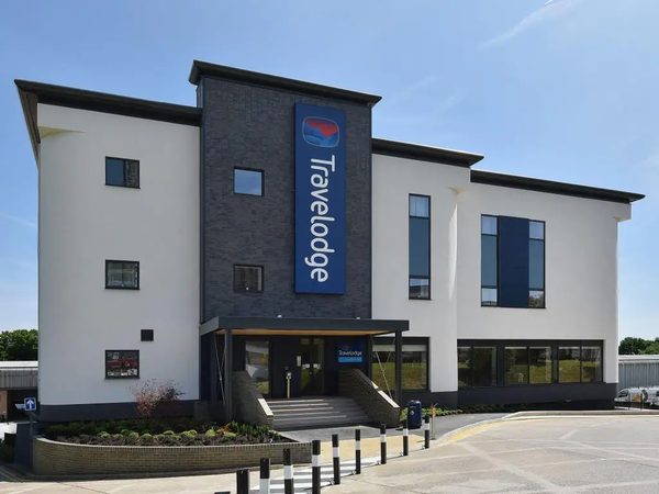Travelodge London Brent Cross Hotel — Property
