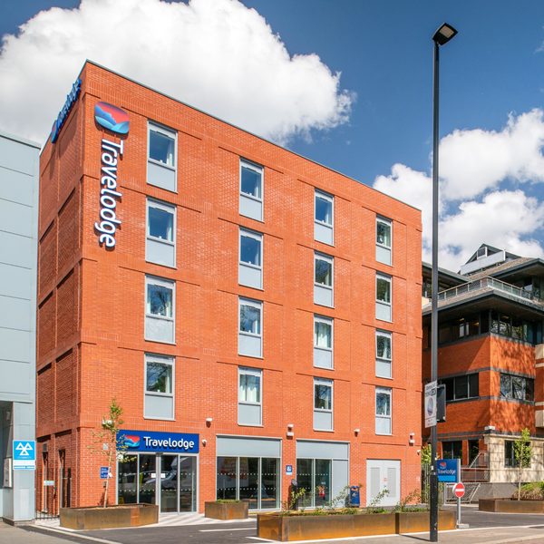 Travelodge London Chiswick High Road — Property