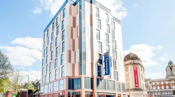 Travelodge London Clapham Junction Hotel — Property