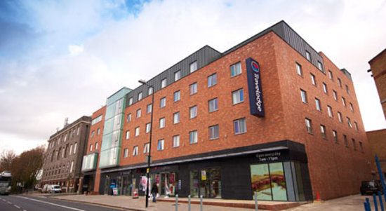 Travelodge London Cricklewood — Property