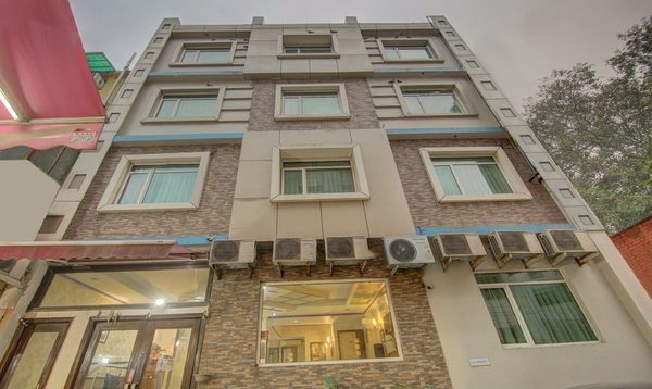 Treebo Rockwell Plaza — Property