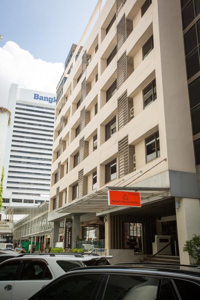 Trinity Silom Hotel — Property