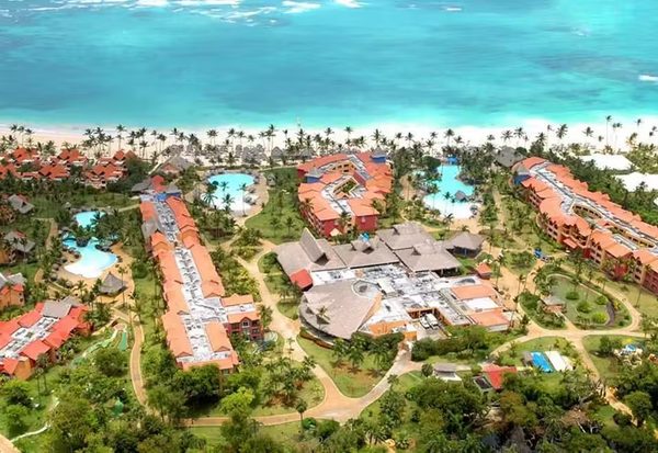 Tropical Deluxe Princess — Property