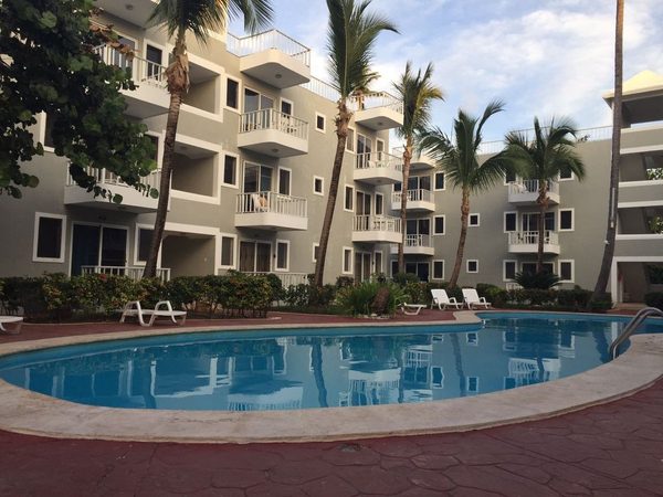 TROPICANA DELUXE BEACH CLUB SPA — Property