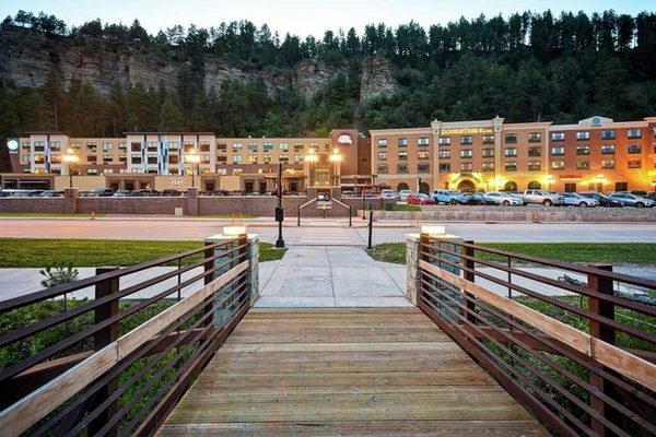 Tru By Hilton Deadwood — Property