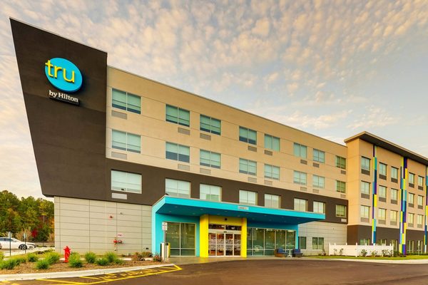 Tru by Hilton Leland Wilmington Leland North Carolina — Property