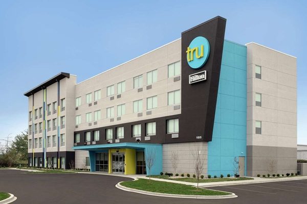 Tru By Hilton Louisville East — Property