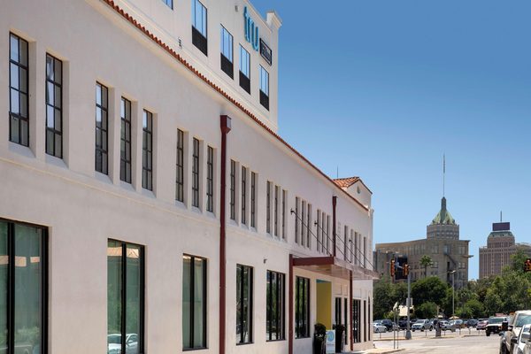 Tru by Hilton San Antonio Downtown Riverwalk — Property