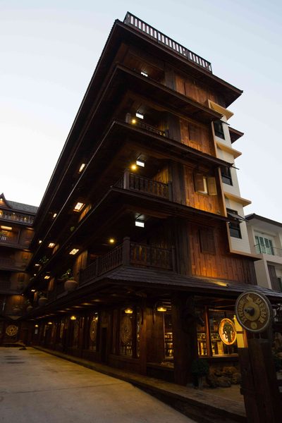 True Siam Rangnam Hotel — Property