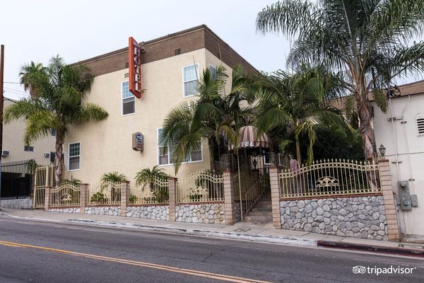 Trylon Hotel Los Angeles California — Property