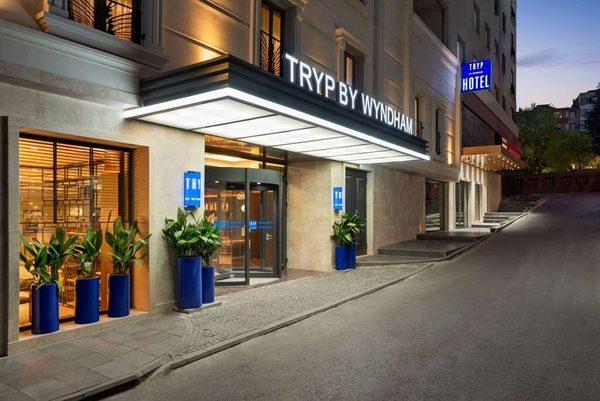Tryp By Wyndham Istanbul Sisli Istanbul — Property