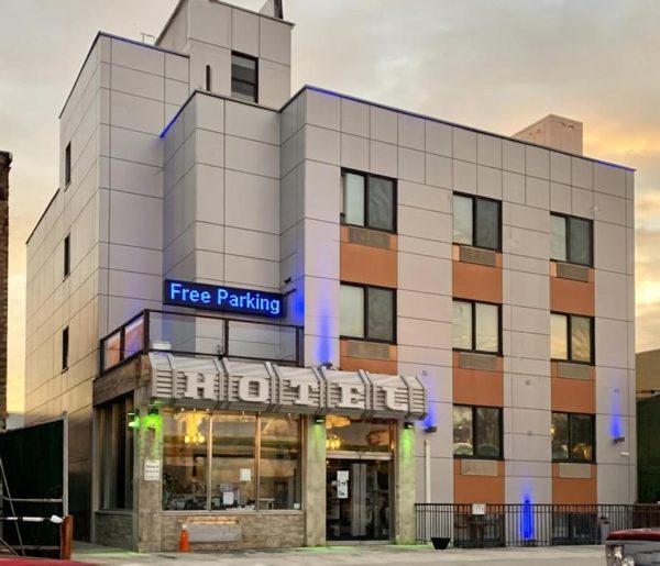 Umbrella Hotel Brooklyn New York City New York — Property