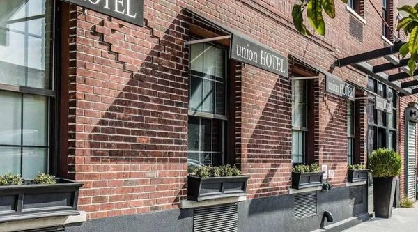 Union Hotel — Property