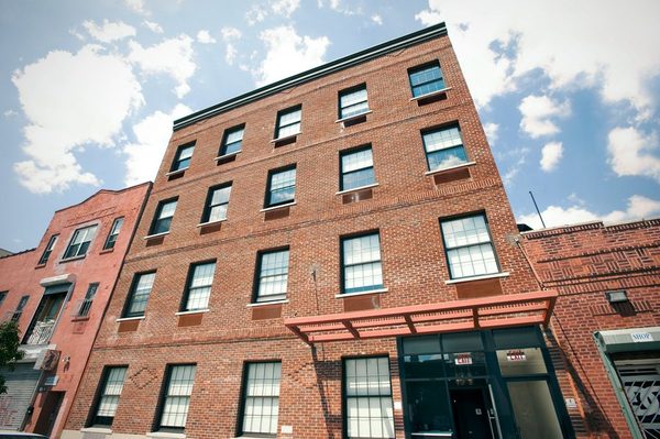 Union Hotel — Property