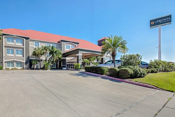 ValStay Inn Suites — Property