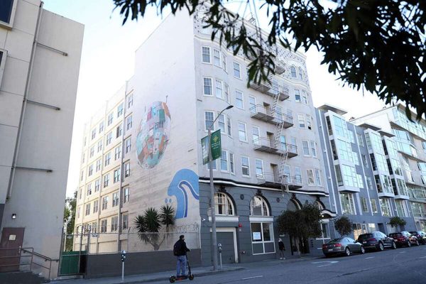 Vantaggio Suites Garland — Property