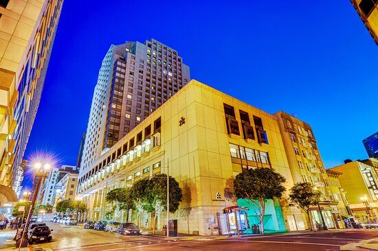 Vantaggio Suites Jefferson Square — Property
